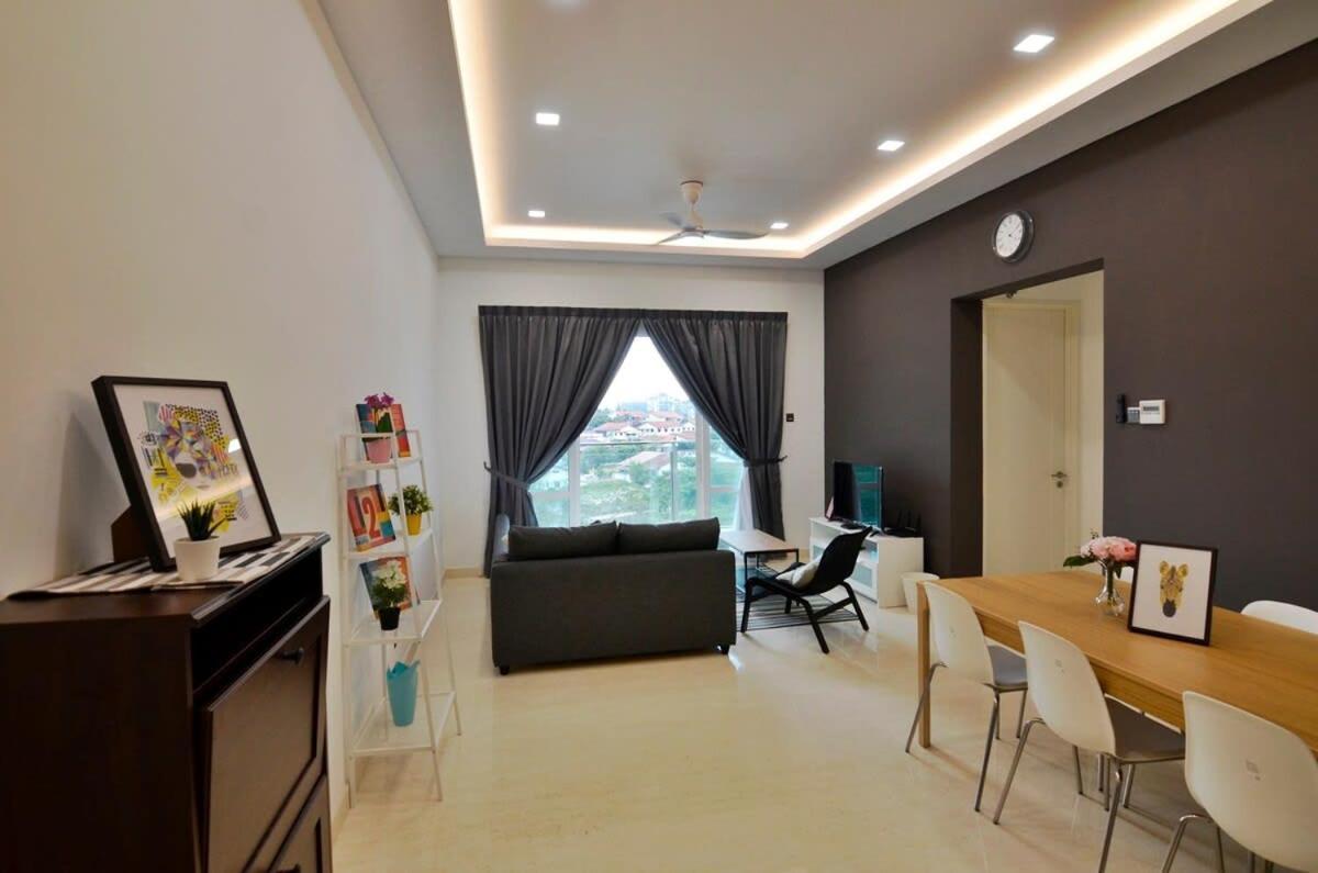 Comfy 2br Tritower Next To Jb Ciq, Jbcc & Capri Apartment Johor Bahru