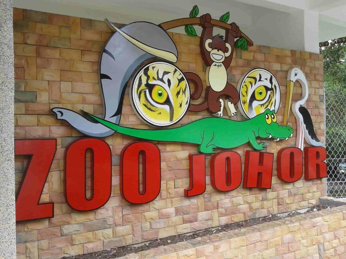 Comfy 2br Tritower Next To Jb Ciq, Jbcc & Capri * Johor Bahru