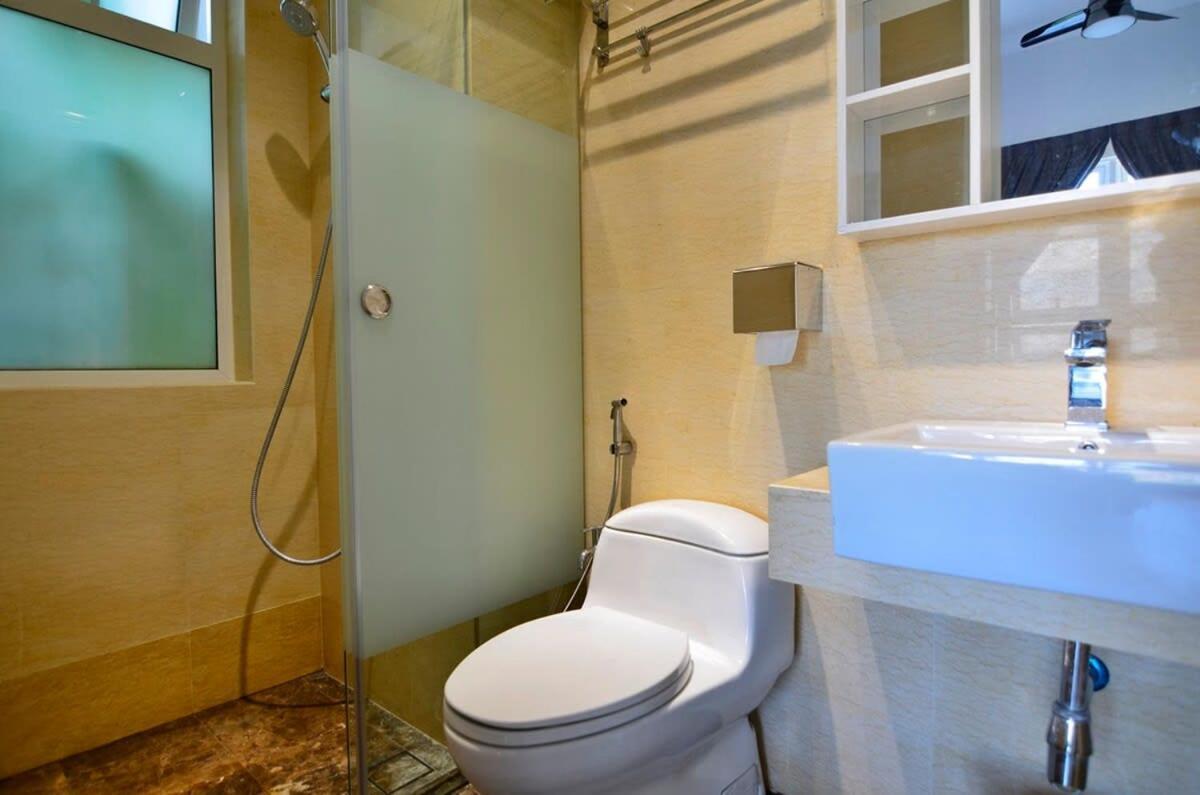 Apartment Comfy 2br Tritower Next To Jb Ciq, Jbcc & Capri