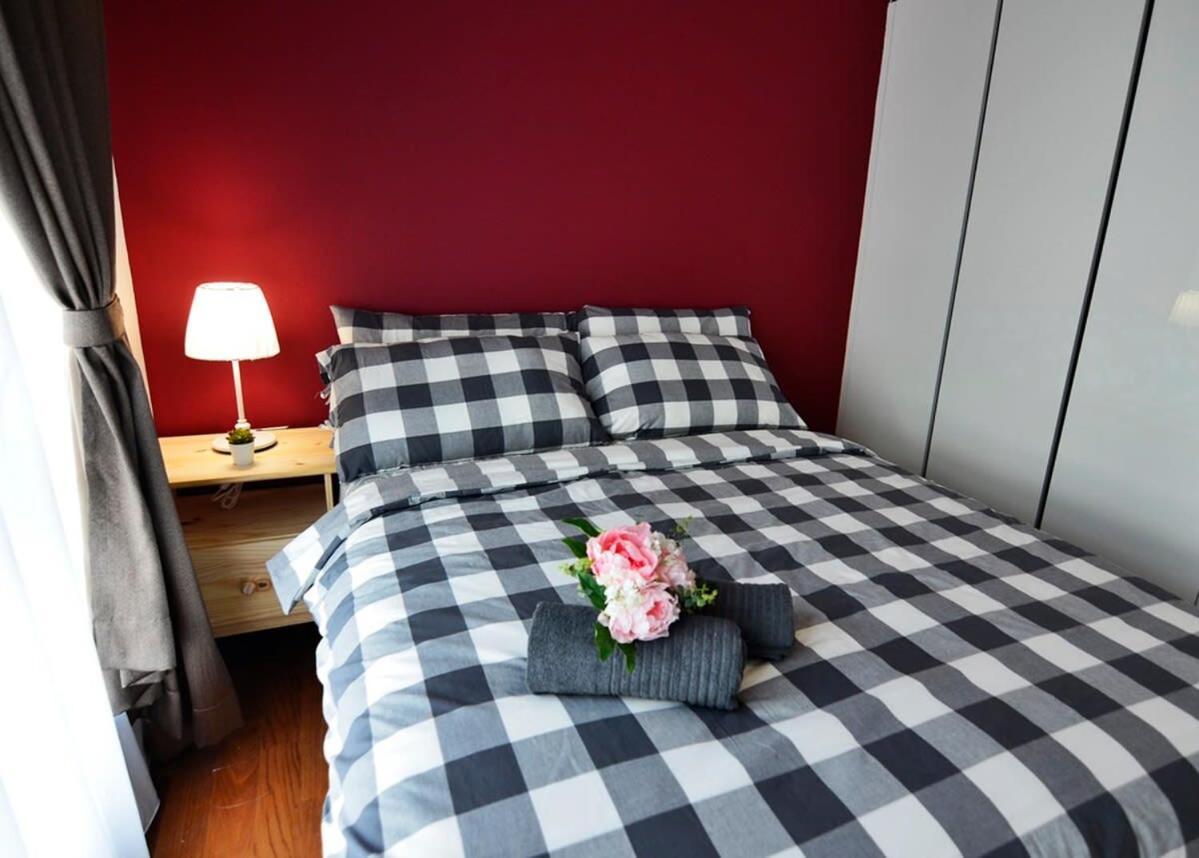 Comfy 2br Tritower Next To Jb Ciq, Jbcc & Capri