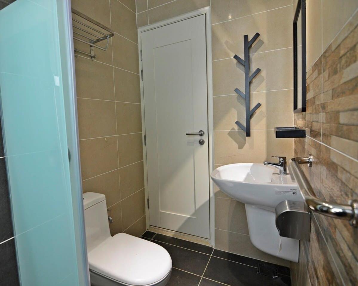 Comfy 2br Tritower Next To Jb Ciq, Jbcc & Capri Apartment *